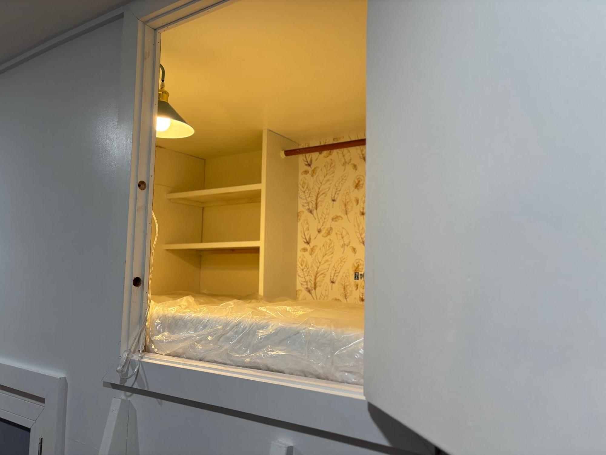 Capsule Hostel นูวาร์ก ภายนอก รูปภาพ